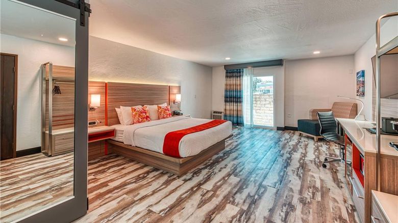 <b>Casa Via Mar Inn Ascend Hotel Suite</b>. Images powered by <a href="https://iceportal.shijigroup.com/" title="IcePortal" target="_blank">IcePortal</a>.