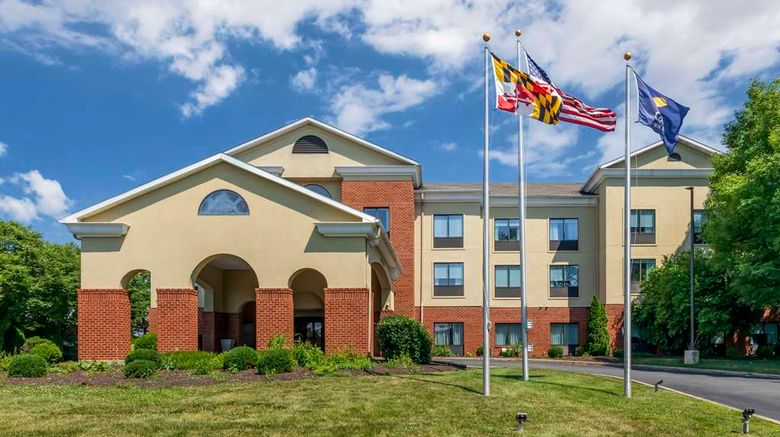 <b>Comfort Inn and Suites Chestertown Exterior</b>. Images powered by <a href="https://iceportal.shijigroup.com/" title="IcePortal" target="_blank">IcePortal</a>.