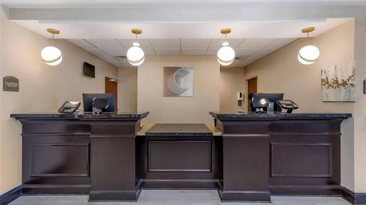 Comfort Inn and Suites Chestertown Lobby