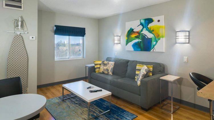 Studio Z, Ascend Hotel Collection Suite