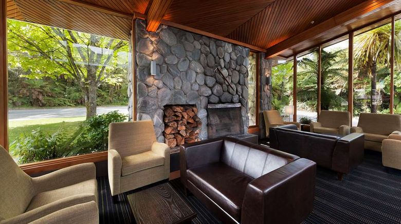 <b>Scenic Hotel Franz Josef Glacier Restaurant</b>. Images powered by <a href="https://iceportal.shijigroup.com/" title="IcePortal" target="_blank">IcePortal</a>.