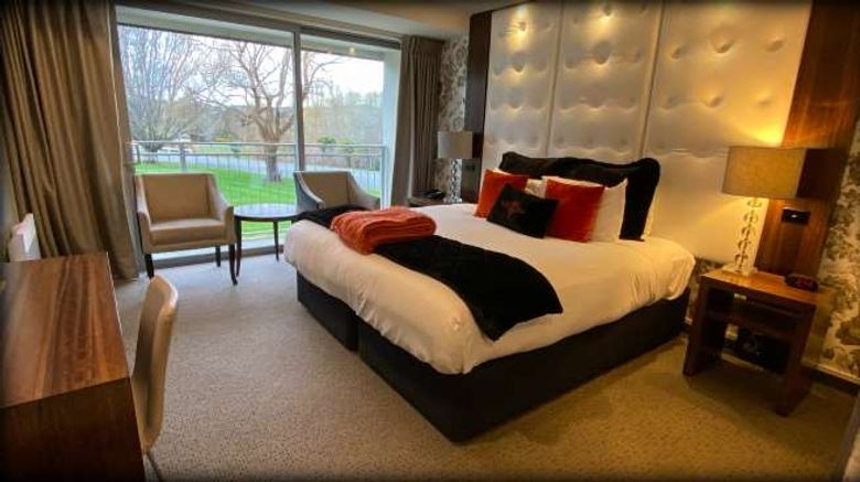 <b>Heartland Hotel Croydon Room</b>. Images powered by <a href="https://iceportal.shijigroup.com/" title="IcePortal" target="_blank">IcePortal</a>.