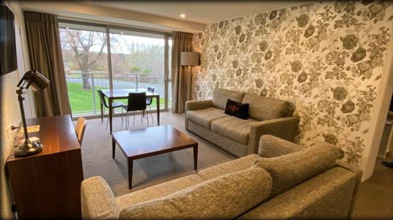 <b>Heartland Hotel Croydon Suite</b>. Images powered by <a href="https://iceportal.shijigroup.com/" title="IcePortal" target="_blank">IcePortal</a>.