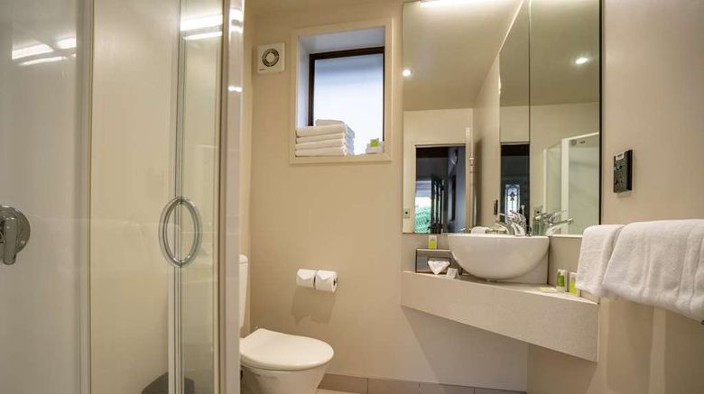 <b>Scenic Hotel Bay of Islands Room</b>. Images powered by <a href="https://iceportal.shijigroup.com/" title="IcePortal" target="_blank">IcePortal</a>.