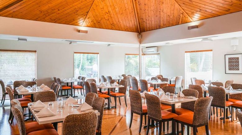 <b>Scenic Hotel Bay of Islands Restaurant</b>. Images powered by <a href="https://iceportal.shijigroup.com/" title="IcePortal" target="_blank">IcePortal</a>.