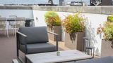 <b>The Queens Hotel Leeds Suite</b>. Images powered by <a href="https://iceportal.shijigroup.com/" title="IcePortal" target="_blank">IcePortal</a>.