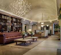 The Queens Hotel Leeds Lobby