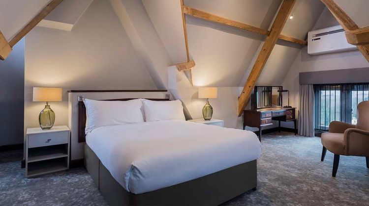 Dunston Hall Room