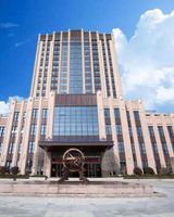 Howard Johnson By Wyndham Bayan Plaza