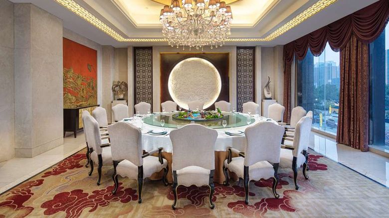 <b>Wyndham Xinyang Downtown Restaurant</b>. Images powered by <a href="https://iceportal.shijigroup.com/" title="IcePortal" target="_blank">IcePortal</a>.