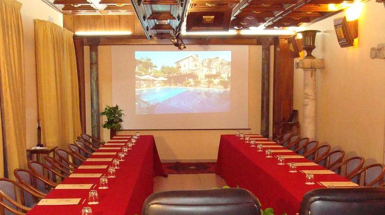 <b>Villa Sonia Hotel Meeting</b>. Images powered by <a href="https://iceportal.shijigroup.com/" title="IcePortal" target="_blank">IcePortal</a>.