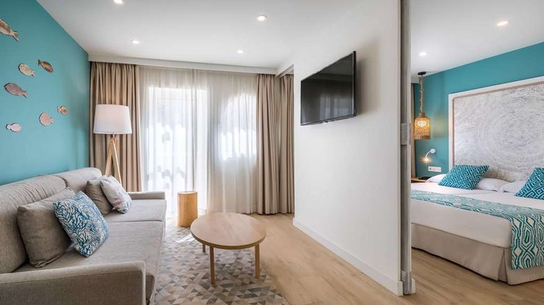 <b>Occidental Torremolinos Playa Room</b>. Images powered by <a href="https://iceportal.shijigroup.com/" title="IcePortal" target="_blank">IcePortal</a>.