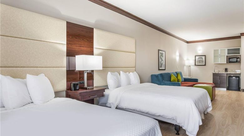 <b>Leo Collection Detroit-Ascend Collection Room</b>. Images powered by <a href="https://iceportal.shijigroup.com/" title="IcePortal" target="_blank">IcePortal</a>.