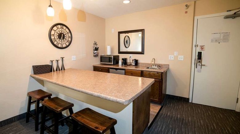 <b>Deadwood Gulch Resort, Trademark Coll Suite</b>. Images powered by <a href="https://iceportal.shijigroup.com/" title="IcePortal" target="_blank">IcePortal</a>.