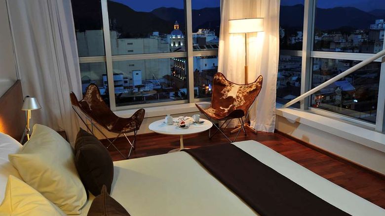 <b>Design Suites Salta Suite</b>. Images powered by <a href="https://iceportal.shijigroup.com/" title="IcePortal" target="_blank">IcePortal</a>.