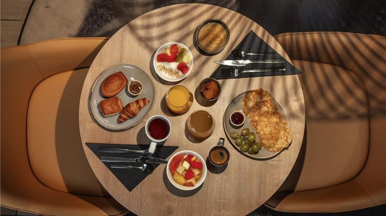 <b>ibis Paris Montparnasse Catalogne Exterior</b>. Images powered by <a href="https://iceportal.shijigroup.com/" title="IcePortal" target="_blank">IcePortal</a>.