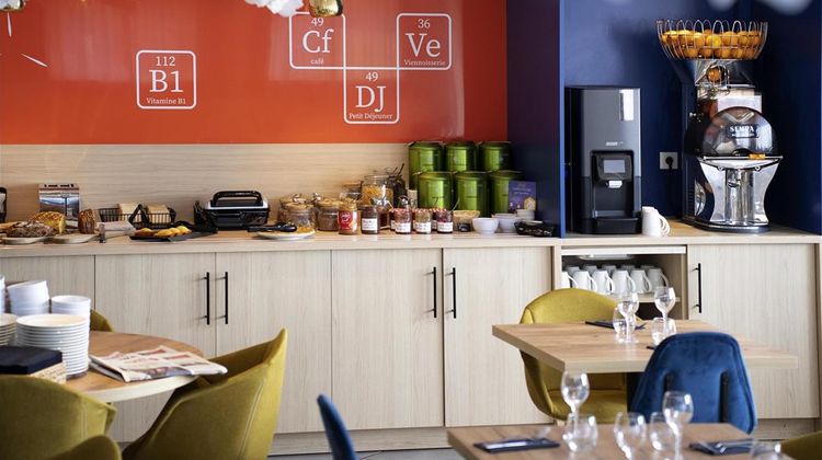Ibis Styles Fougeres Restaurant