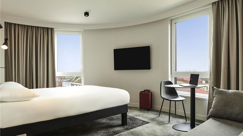 <b>Ibis Bethune Centre Gare Room</b>. Images powered by <a href="https://iceportal.shijigroup.com/" title="IcePortal" target="_blank">IcePortal</a>.