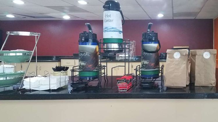 Quality Inn Emporia Restaurant