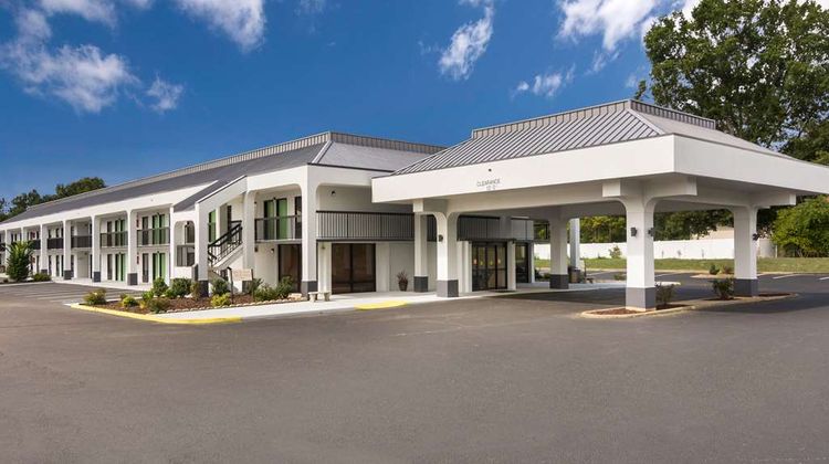 Quality Inn Emporia Exterior