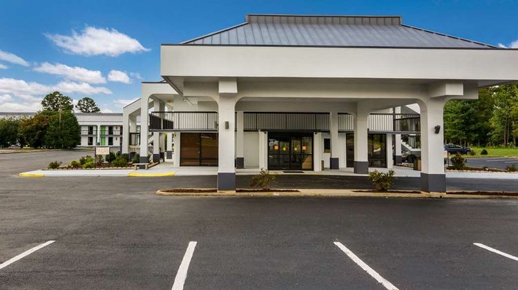Quality Inn Emporia Exterior