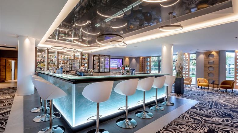 <b>Rivage Hotel & Spa Restaurant</b>. Images powered by <a href="https://iceportal.shijigroup.com/" title="IcePortal" target="_blank">IcePortal</a>.
