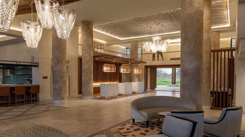 <b>Radisson Blu Mosi-Oa-Tunya LVI Resort Lobby</b>. Images powered by <a href="https://iceportal.shijigroup.com/" title="IcePortal" target="_blank">IcePortal</a>.