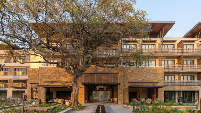 <b>Radisson Blu Mosi-Oa-Tunya LVI Resort Exterior</b>. Images powered by <a href="https://iceportal.shijigroup.com/" title="IcePortal" target="_blank">IcePortal</a>.