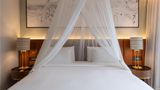 Radisson Blu Mosi-Oa-Tunya LVI Resort Suite