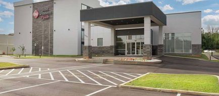 Best Western Plus Mobile Inn & Suites Exterior