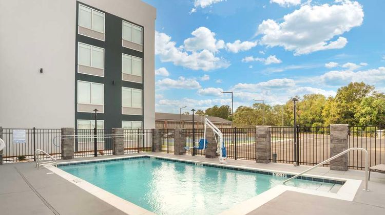 Best Western Plus Mobile Inn & Suites Pool