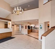 Charlevoix Inn & Sts SureStay Coll by BW Lobby