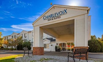 Charlevoix Inn & Sts SureStay Coll by BW