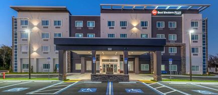 Best Western Plus Lakeland Exterior
