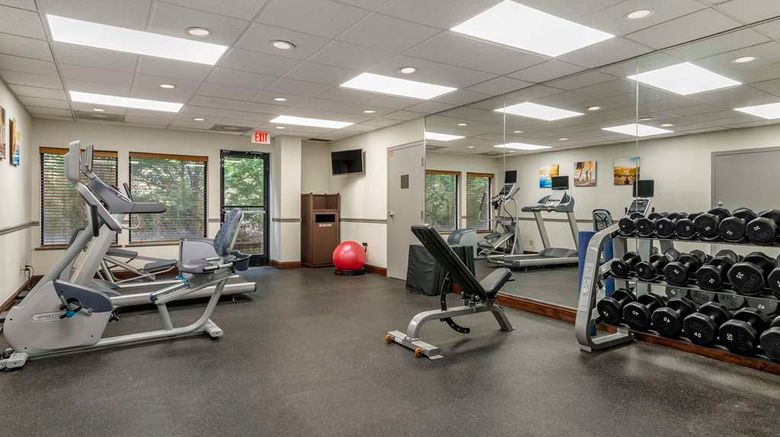 <b>Comfort Inn & Suites Health</b>. Images powered by <a href="https://iceportal.shijigroup.com/" title="IcePortal" target="_blank">IcePortal</a>.