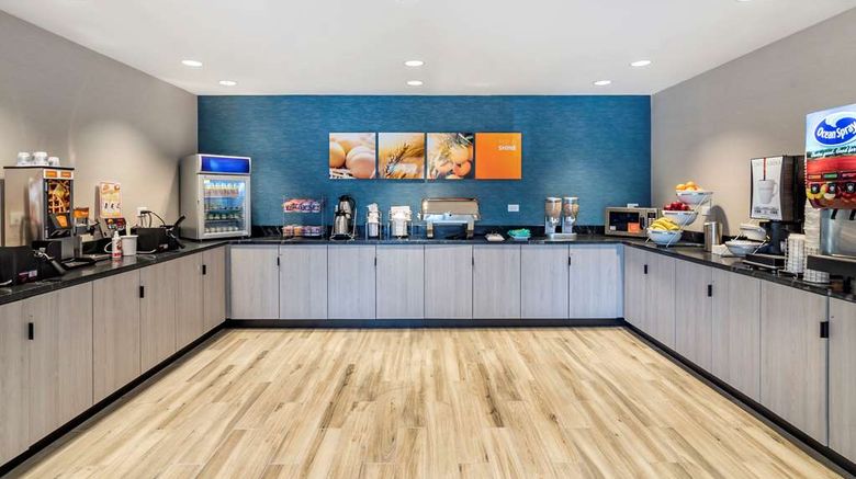 <b>Comfort Suites Grandview-Kansas City Restaurant</b>. Images powered by <a href="https://iceportal.shijigroup.com/" title="IcePortal" target="_blank">IcePortal</a>.