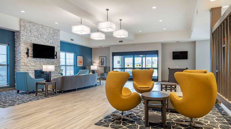 <b>Comfort Suites Grandview-Kansas City Lobby</b>. Images powered by <a href="https://iceportal.shijigroup.com/" title="IcePortal" target="_blank">IcePortal</a>.