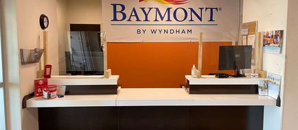 Baymont by Wyndham Williston Lobby