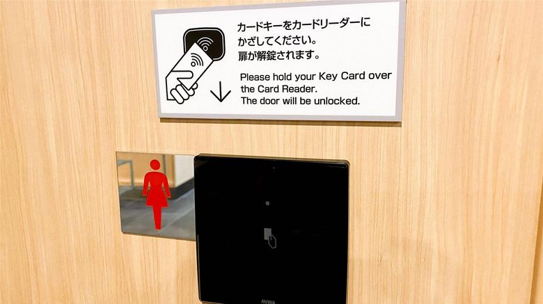 <b>Comfort Inn Kyoto Shijokarasuma Room</b>. Images powered by <a href="https://iceportal.shijigroup.com/" title="IcePortal" target="_blank">IcePortal</a>.
