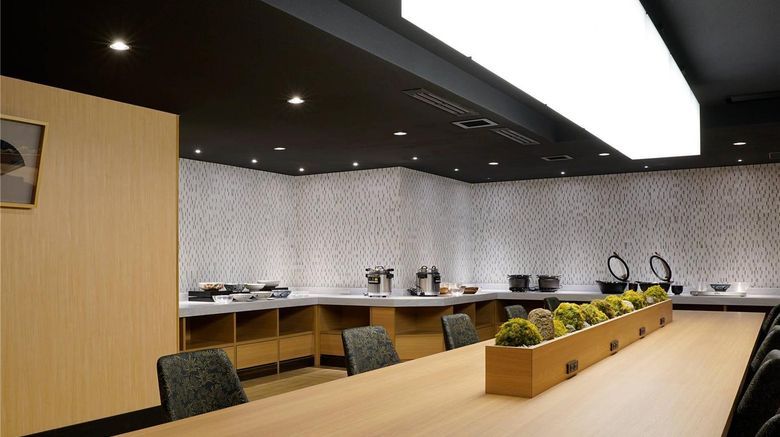 <b>Comfort Inn Kyoto Shijokarasuma Lobby</b>. Images powered by <a href="https://iceportal.shijigroup.com/" title="IcePortal" target="_blank">IcePortal</a>.