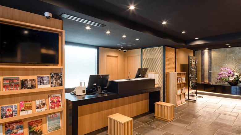 <b>Comfort Inn Kyoto Shijokarasuma Lobby</b>. Images powered by <a href="https://iceportal.shijigroup.com/" title="IcePortal" target="_blank">IcePortal</a>.