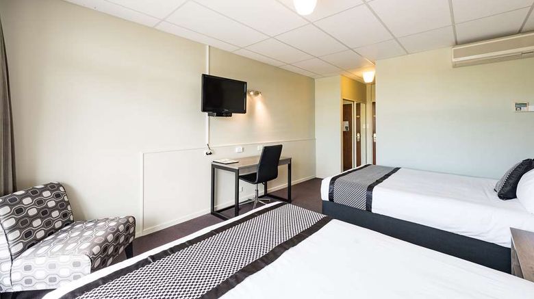 <b>Heartland Ambassador Hotel Hamilton Room</b>. Images powered by <a href="https://iceportal.shijigroup.com/" title="IcePortal" target="_blank">IcePortal</a>.