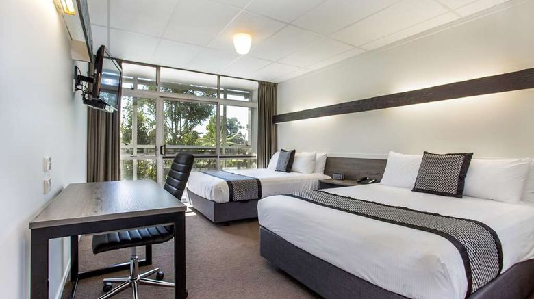 <b>Heartland Ambassador Hotel Hamilton Room</b>. Images powered by <a href="https://iceportal.shijigroup.com/" title="IcePortal" target="_blank">IcePortal</a>.