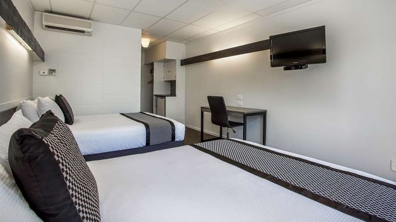 <b>Heartland Ambassador Hotel Hamilton Room</b>. Images powered by <a href="https://iceportal.shijigroup.com/" title="IcePortal" target="_blank">IcePortal</a>.