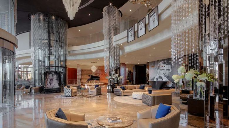 <b>Paramount Hotel Dubai Lobby</b>. Images powered by <a href="https://iceportal.shijigroup.com/" title="IcePortal" target="_blank">IcePortal</a>.