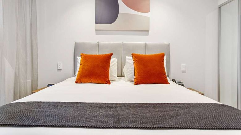 <b>Ramada by Wyndham Newmarket Room</b>. Images powered by <a href="https://iceportal.shijigroup.com/" title="IcePortal" target="_blank">IcePortal</a>.