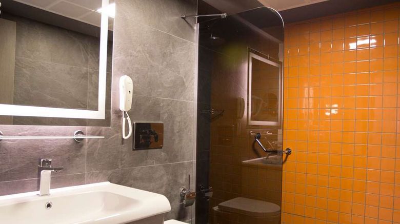 <b>Days Hotel by Wyndham Cankaya Room</b>. Images powered by <a href="https://iceportal.shijigroup.com/" title="IcePortal" target="_blank">IcePortal</a>.