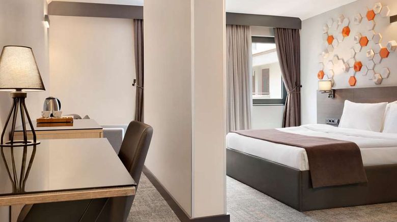 <b>Days Hotel by Wyndham Cankaya Room</b>. Images powered by <a href="https://iceportal.shijigroup.com/" title="IcePortal" target="_blank">IcePortal</a>.