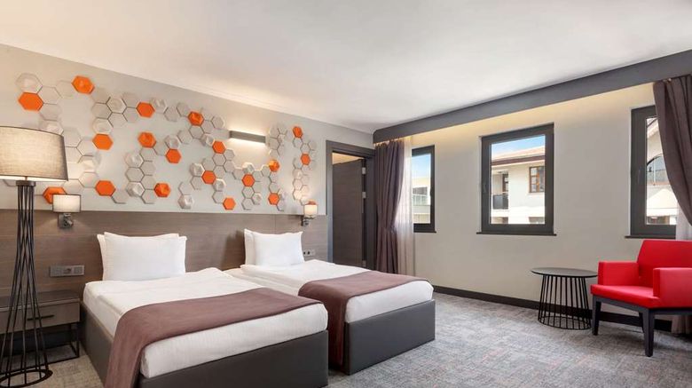 <b>Days Hotel by Wyndham Cankaya Suite</b>. Images powered by <a href="https://iceportal.shijigroup.com/" title="IcePortal" target="_blank">IcePortal</a>.