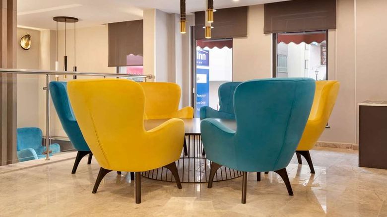 <b>Days Hotel by Wyndham Cankaya Lobby</b>. Images powered by <a href="https://iceportal.shijigroup.com/" title="IcePortal" target="_blank">IcePortal</a>.